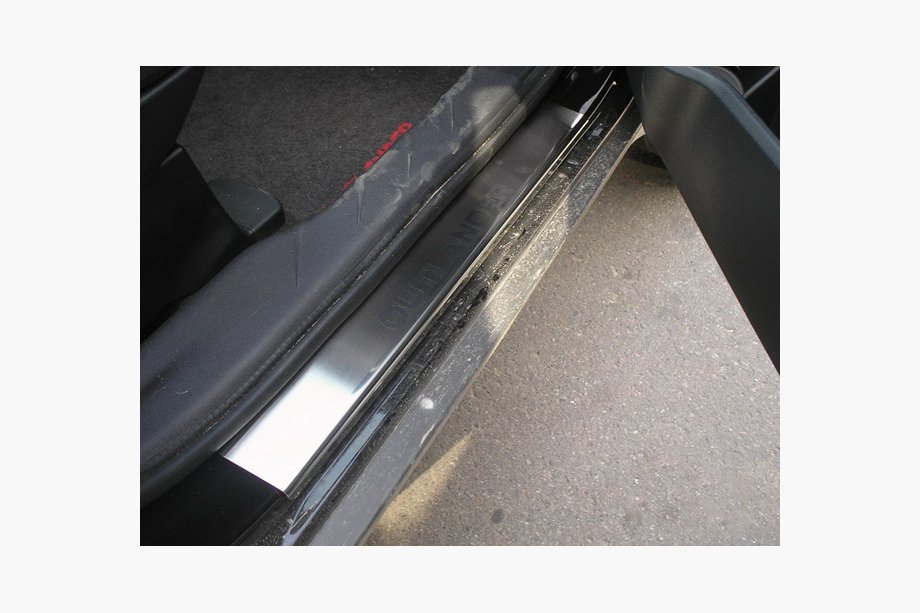 Mitsubishi Outlander 2006–2012 Nerezové kryty prahů Nataniko (4 ks, nerez) Image