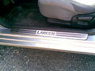 Mitsubishi Lancer 9 2004–2008 Nerezové kryty prahů OmsaLine (4 ks, nerez) fotografie 2