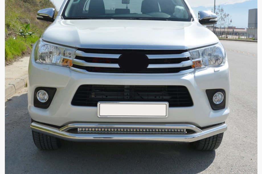 Toyota Hilux 2015– Přední dvojitý ochranný rám Vegas (2015-2020, nerez) Image