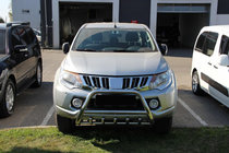 Mitsubishi L200 2015–2024 Přední ochranný rám WT003 (nerez) fotografie 2