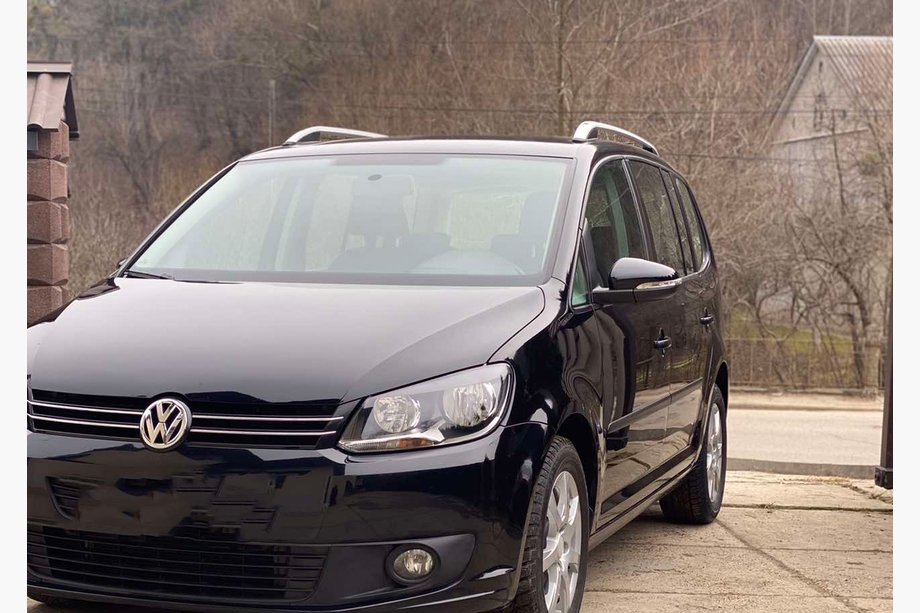 Volkswagen Touran 2003–2010 Střešní ližiny Skyport (matná šedá) Fotografie 2