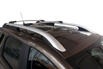 Renault Duster 2018–2024 Uzamykatelné příčníky na střešní ližiny Wingbar V1 (2 ks) Šedá fotografie 1