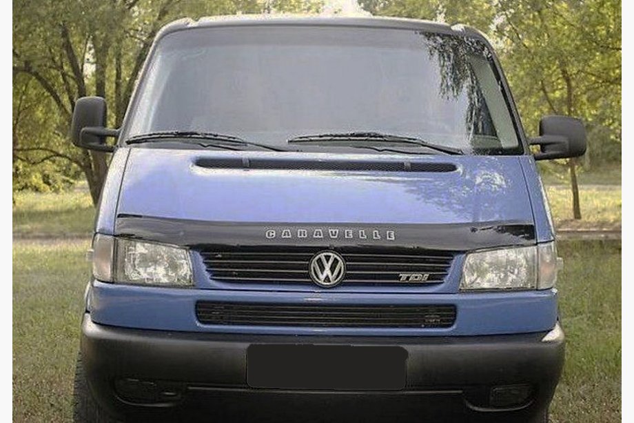 Volkswagen T4 Transporter 1990–2003 Deflektor kapoty (šikmé světlomety) (VIP) Image