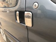 Citroen Berlingo 1996–2008 Nerezové kryty dveřních klik Dvoje přední, jedny posuvné fotografie 6