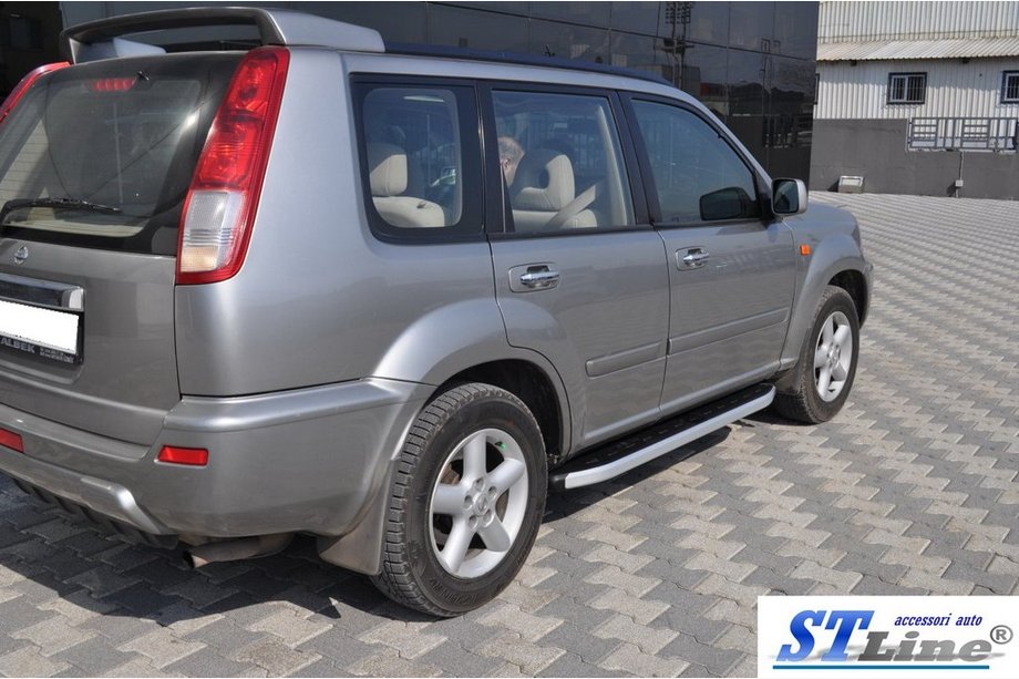 Nissan X-trail T30 2002–2007 Boční nášlapy King (2 ks, hliník) Fotografie 2