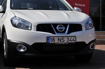 Nissan Qashqai 2010–2014 Chromové rámečky mlhovek s prolisem (2 ks, plast) fotografie 9