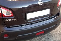 Nissan Qashqai 2010–2014 Nerezová ochranná lišta zadního nárazníku s gumovými vložkami fotografie 1