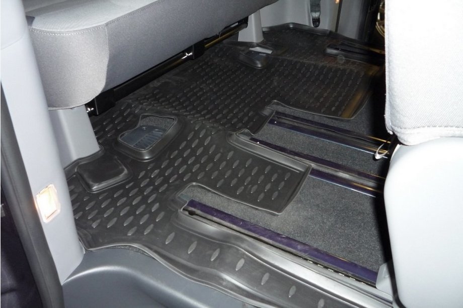 Hyundai H300, H1, Starex 2008–2020 Gumová rohož (3. řada) do interiéru (Novline) New Fotografie 1