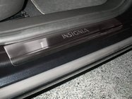 Opel Insignia 2008–2017 Nerezové kryty prahů Natanika Premium (4 ks) fotografie 1