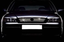 Opel Astra G Classic 1998–2012 Nerezové lišty na mřížku (8 ks) fotografie 1