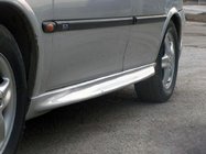 Opel Vectra B 1995–2002 Boční prahy (k lakování) fotografie 1
