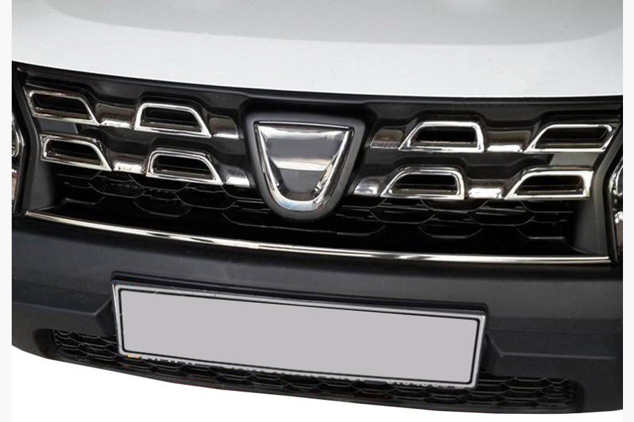 Dacia Duster 2008–2018 Nerezová lišta na masku chladiče 2014-2018 Image