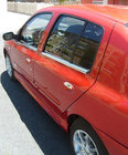 Renault Symbol 1999–2008 Boční prahy ve stylu Ferrari (k lakování) fotografie 1