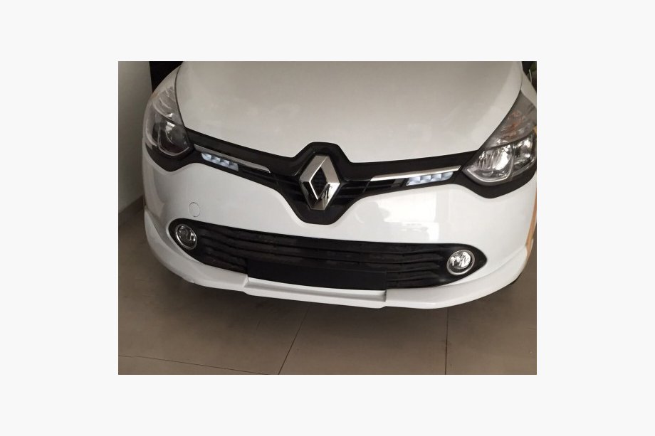 Renault Clio IV 2012–2019 Lišta předního nárazníku (k lakování) Image