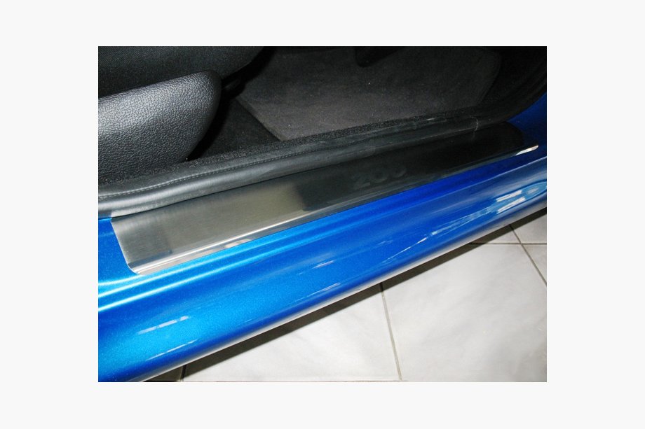 Peugeot 206 1998–2024 Nerezové kryty prahů Natanika Premium (4 ks) Image