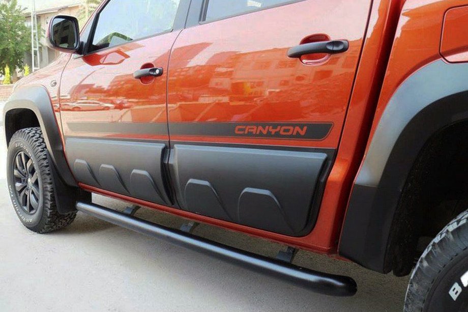 Volkswagen Amarok 2010–2022 Ochranné lišty dveří OmsaLine (6 ks, ABS) Image