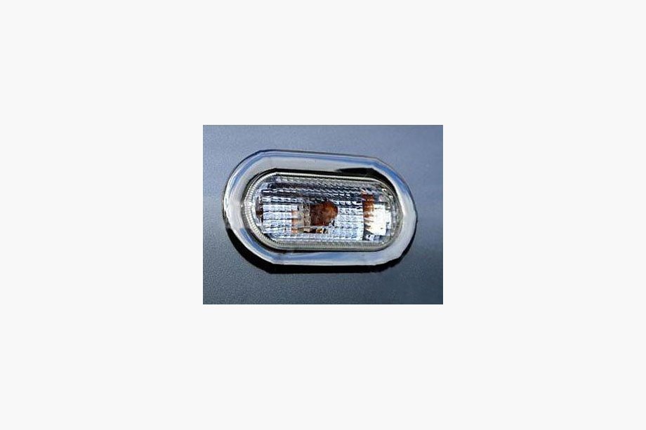 Volkswagen Caddy 2004–2010 Chromové kryty směrovek Carmos (2 ks) Image