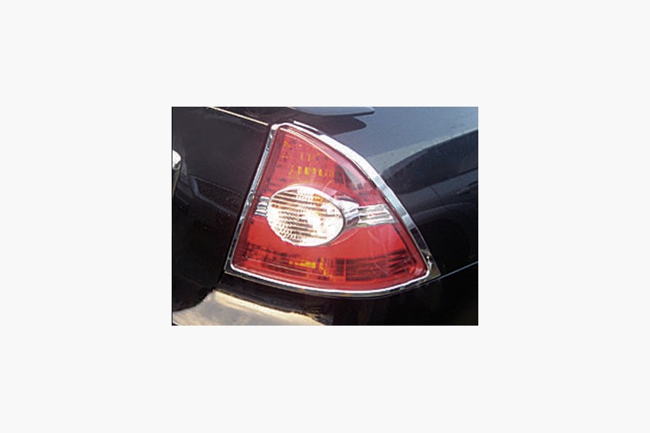 Ford Focus II 2005–2008 Nerezové nášlapy na pedály (2 ks) Image