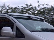 Mercedes Viano 2004–2014 Kšilt na čelní sklo (k lakování) fotografie 1