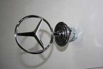 Mercedes S-сlass W221 2005–2013 Zaměřovač kapoty Mercedes 221 fotografie 1