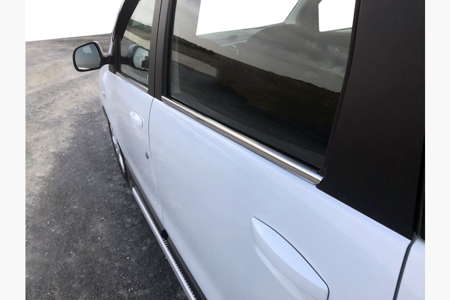 Dacia Lodgy 2012–2022 Nerezové lišty oken (sada 4 ks) Carmos - turecká ocel Image