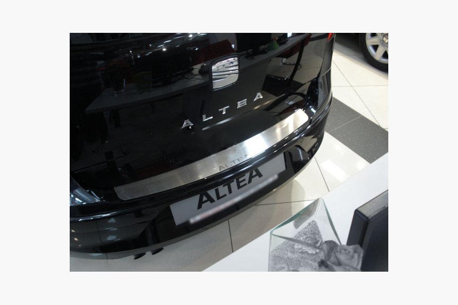 Seat Altea 2004–2015 Nerezová lišta na zadní nárazník Nathaniko (standard, nerez) Image
