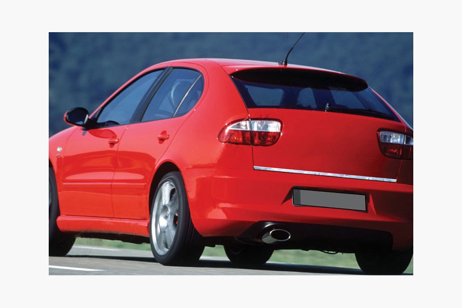 Seat Leon 2005–2012 Nerezová lišta hrany víka kufru Image
