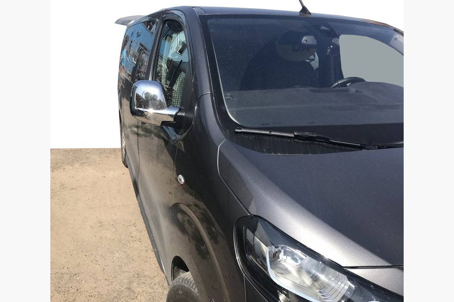 Opel Vivaro 2019– Chromové kryty zrcátek (2 ks, plastové) Image