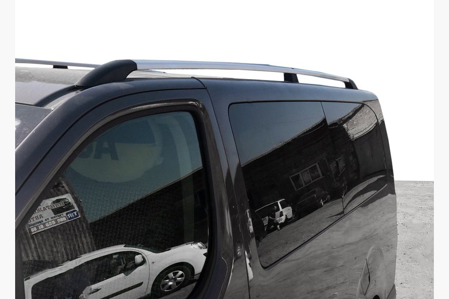 Peugeot Expert 2017– Chromované střešní ližiny Střední rozvor, kovová patka Image