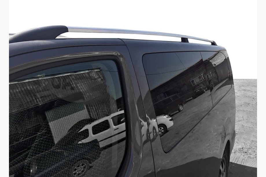Citroen Jumpy/Dispatch 2017– Chromované střešní ližiny Image