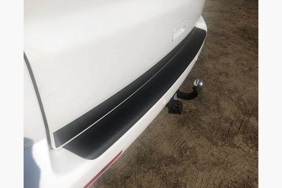 Volkswagen T5 Transporter 2003–2010 Nástavec zadního nárazníku s ohybem (ABS plast) Matná Image