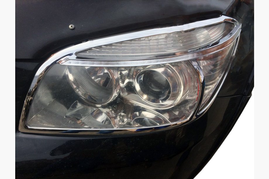 Toyota Rav 4 2006–2013 Chromové kryty předních světlometů 2006-2009 (2 ks, plast) Image