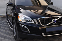 Volvo XC60 2009–2017 Boční nášlapy Fullmond (2 ks, hliník) fotografie 1