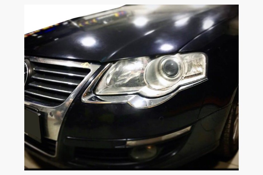 Volkswagen Passat B6 2006–2012 Mračítka na světlomety (2 ks, plast) Image