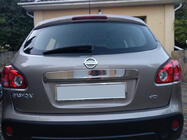 Nissan Qashqai 2007–2010 Nerezová lišta nad SPZ S tlačítkem, OmsaLine – italská nerezová ocel fotografie 1