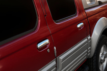 Nissan NP300 1999–2015 Kryty klik dveří (2 ks, nerez) fotografie 1