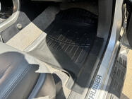 Toyota Land Cruiser Prado 120 2002–2009 Gumové autokoberce Stingray 3D (5 ks, polyuretan) fotografie 6