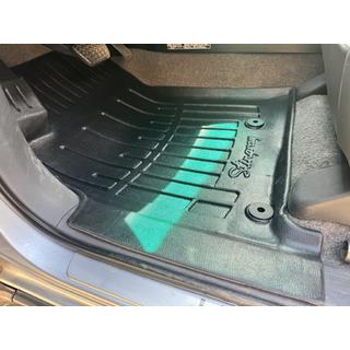 Gumové autokoberce Stingray 3D (5 ks, polyuretan) Toyota Land Cruiser Prado 120 2002–2009 fotografie 3