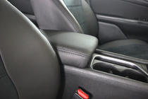 Chrysler 200 II 2014–2017 Autopotahy z ekokůže + látka + antara Antara A001 (kompletní sada) fotografie 8