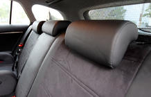 Toyota Avensis 2009–2018 Autopotahy z ekokůže + látka + antara Antara A001 (kompletní sada) fotografie 4