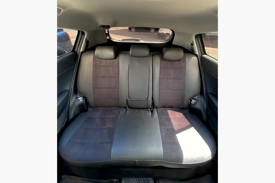 Kia Sportage 2015–2021 Autopotahy z ekokůže + látka + antara Antara A001 (kompletní sada) Fotografie 7
