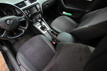 Skoda Octavia III A7 2013–2019 Autopotahy z ekokůže + látka + antara Antara A001 (kompletní sada) fotografie 6