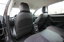 Skoda Octavia III A7 2013–2019 Autopotahy z ekokůže + látka + antara Antara A001 (kompletní sada) fotografie 14