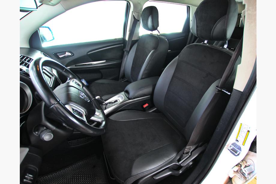 Dodge Journey 2008–2020 Potahy sedadel z ekokůže + látky + Alcantary Antara A001 (3 řady) Image