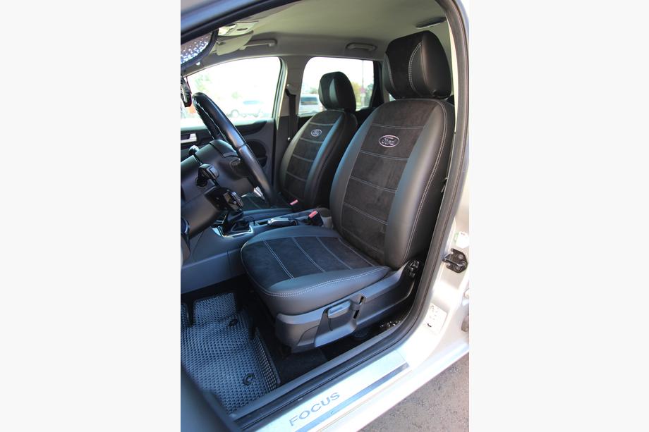 Ford Focus III 2011–2017 Autopotahy ekokůže + látka + Alcantara Antara A001g (kompletní sada) Fotografie 1