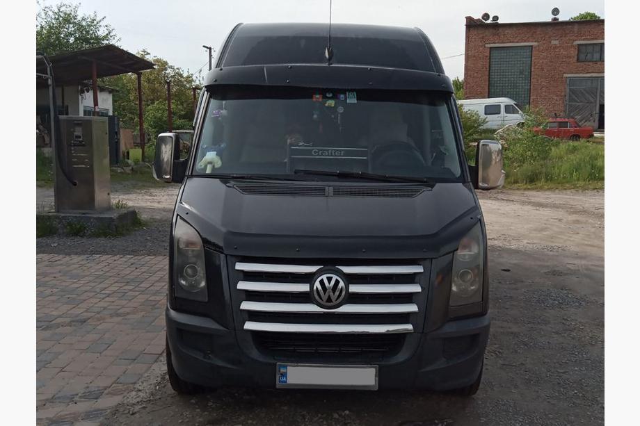Volkswagen Crafter 2006–2016 Kšilt na čelní sklo na rámu V2 (černý lesk, 5 mm) Fotografie 14