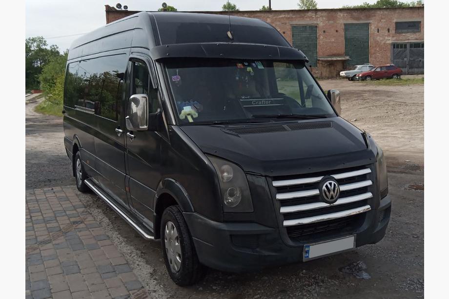 Volkswagen Crafter 2006–2016 Kšilt na čelní sklo na rámu V2 (černý lesk, 5 mm) Fotografie 13