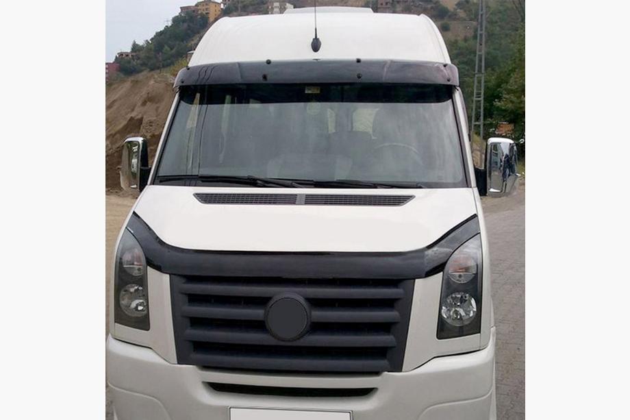 Volkswagen Crafter 2006–2016 Kšilt na čelní sklo na rámu V2 (černý lesk, 5 mm) Fotografie 6