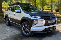Mitsubishi L200 2015–2024 Přední dvojitý ochranný rám Vegas 2019+ (černý, 76 mm) fotografie 2