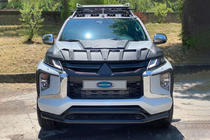 Mitsubishi L200 2015–2024 Přední dvojitý ochranný rám Vegas 2019+ (černý, 76 mm) fotografie 3